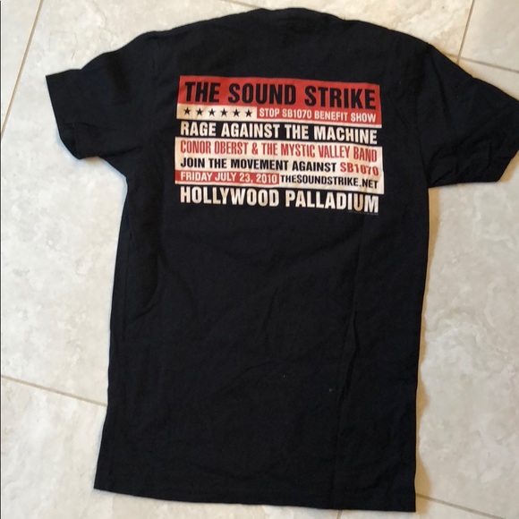 Rage Against the Machine T shirt - Picture 2 of 2